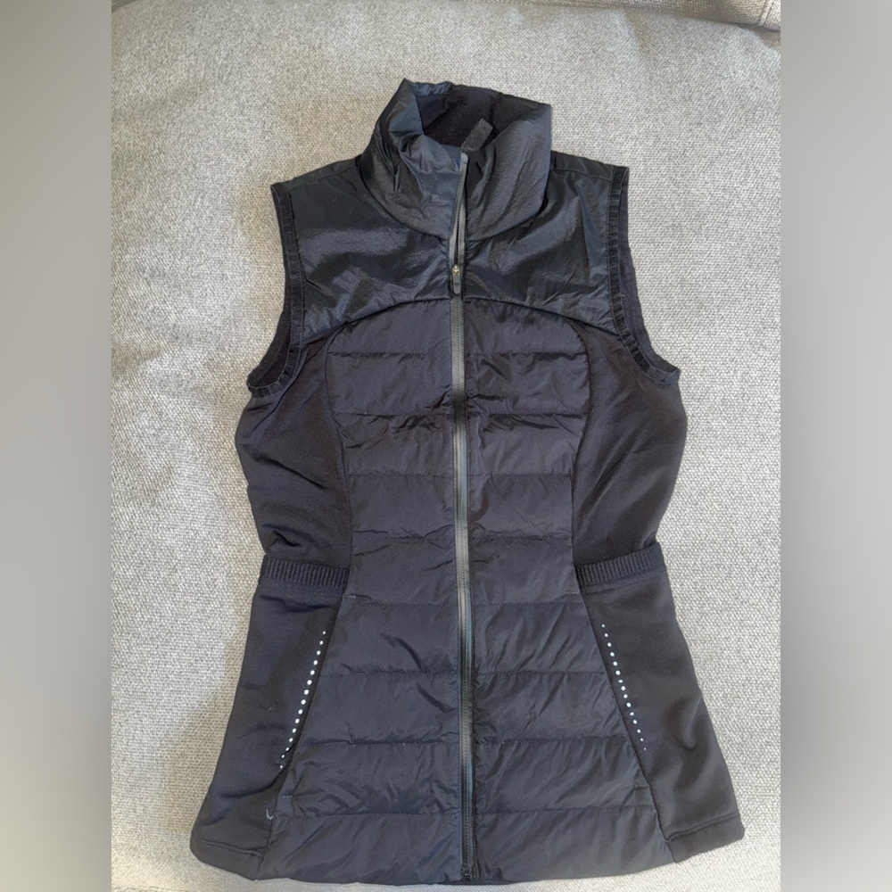 LULULEMON Down for it all Vest.